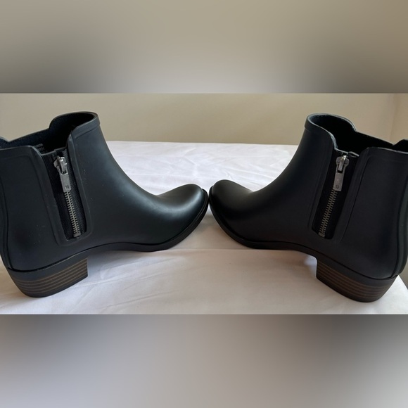 Lucky Brand Women’s Bunita Ankle Rain Bootie Size 8M - Picture 7 of 11